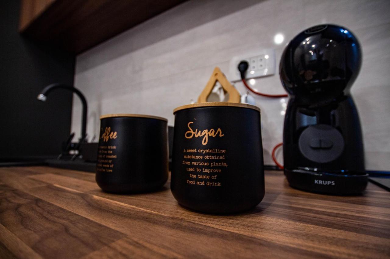 Follow The Sun - 4 Person Apartment Bar Ngoại thất bức ảnh