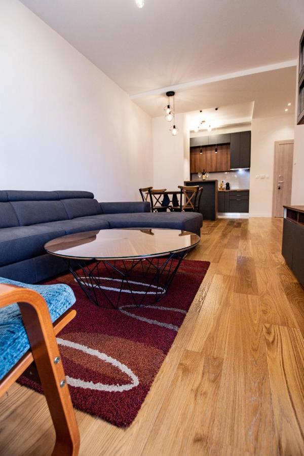 Follow The Sun - 4 Person Apartment Bar Ngoại thất bức ảnh
